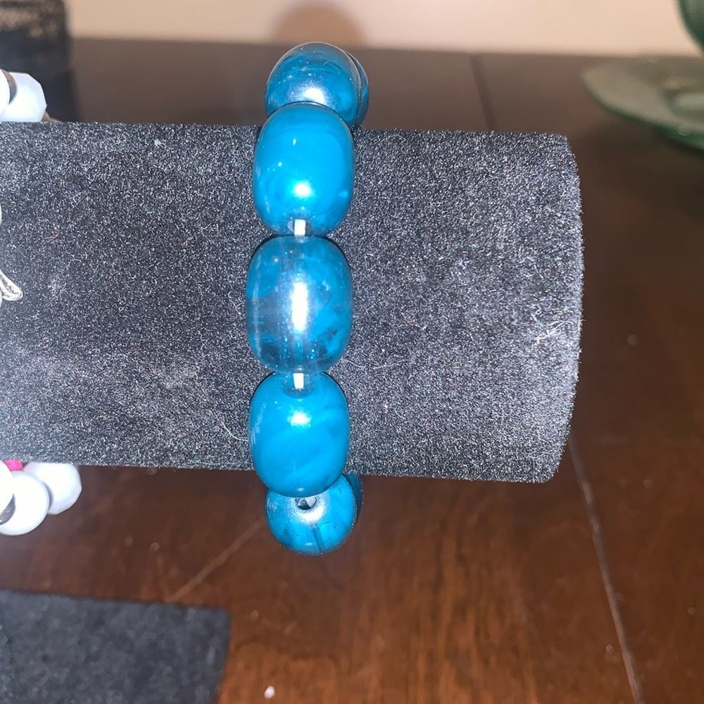 Chunky Stretch Blue Bead Bracelet